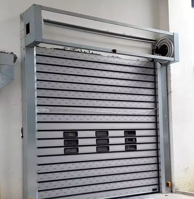 0.8m/s खोलने के साथ गति सर्पिल दरवाजा 0.75KW मोटर शक्ति फोटोइलेक्ट्रिक सेंसर सुरक्षा प्रणाली