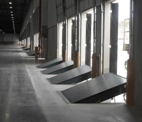 Adjustable Hydraulic Warehouse Handheld Remote Controlled Dock Door Levelers Workshop Automatic Dock Plate Dock Door Levelers for Logistic Center समायोज्य हाइड्रोलिक वेयरहाउस हैंडहेल्ड रिमोट कंट्रोल्ड डॉक डोर लेवलर्स वर्कशॉप स्वचालित डॉक प्लेट डॉक डोर लेवलर्स लॉजिस्टिक सेंटर के लिए