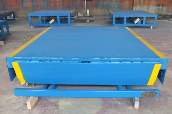 Safety Chains Push Button Controls Dock Door Levelers Workshop Automatic Dock Plate Dock Door Levelers