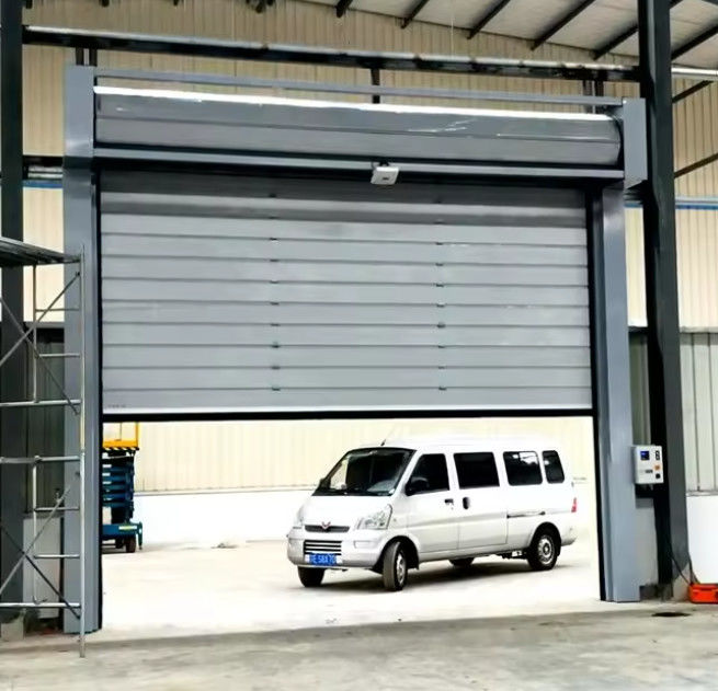0.8m/s खोलने के साथ गति सर्पिल दरवाजा 0.75KW मोटर शक्ति फोटोइलेक्ट्रिक सेंसर सुरक्षा प्रणाली