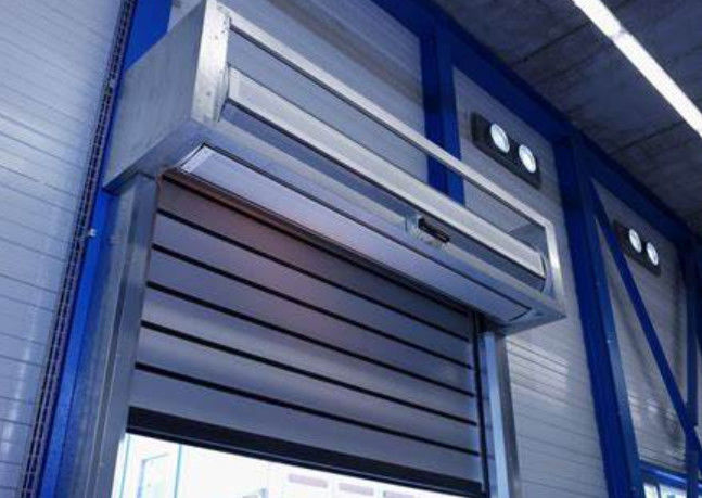रैपिड एक्सटीरियर एल्यूमीनियम फास्ट एक्टिंग हाई स्पीड 380V 50hz इंडस्ट्रियल रिमोट कंट्रोल ओपनिंग स्पीड 0.8m/s