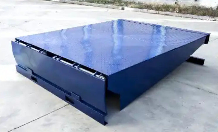 25000-40000LBS सुरक्षित डिजाइन डॉक डोर लेवलर्स कार्यशाला स्वचालित डॉक प्लेट अनुकूलन योग्य होंठ लंबाई यांत्रिक डिजाइन